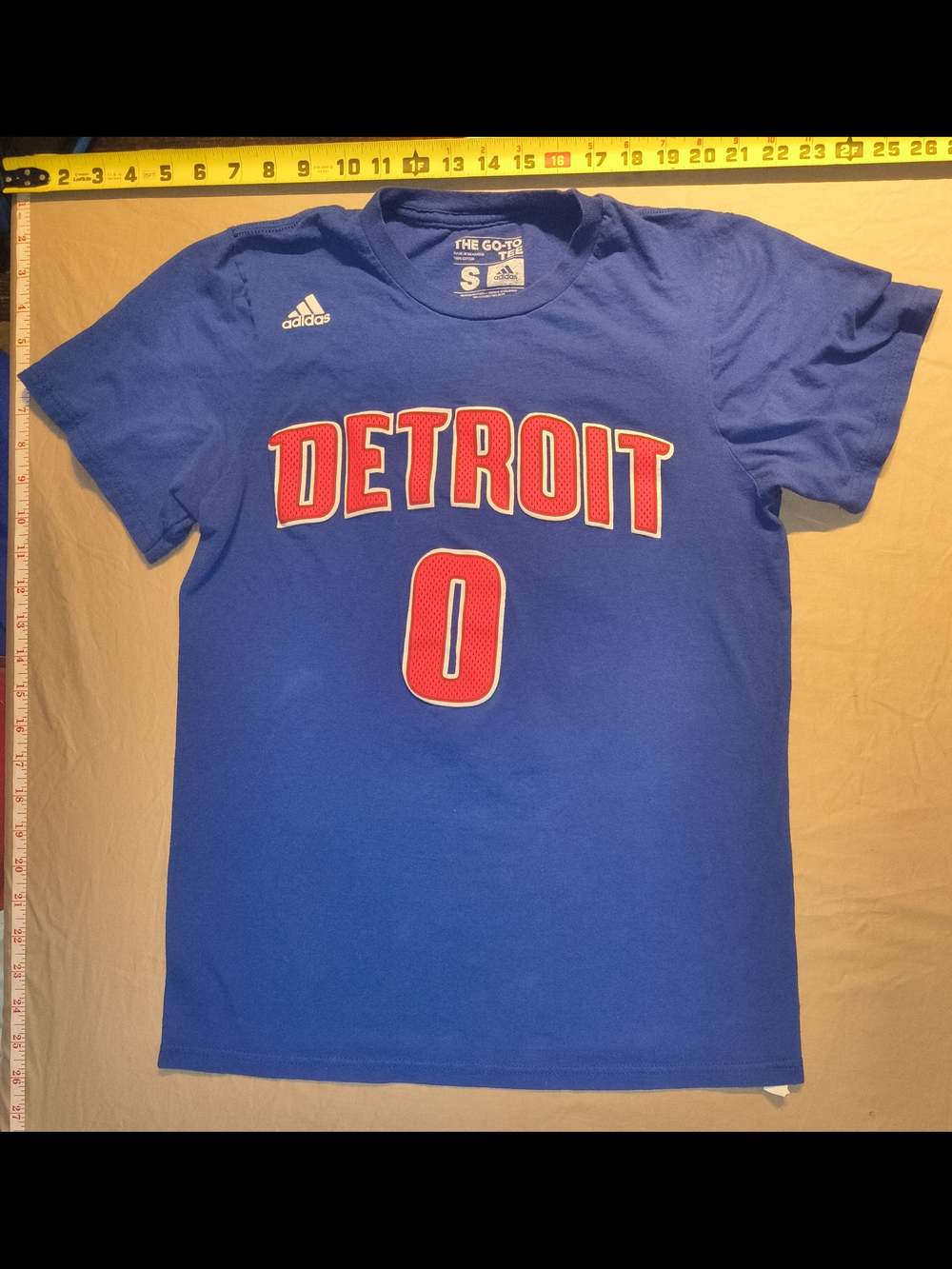 Adidas Detroit Pistons Tee (Drummond)